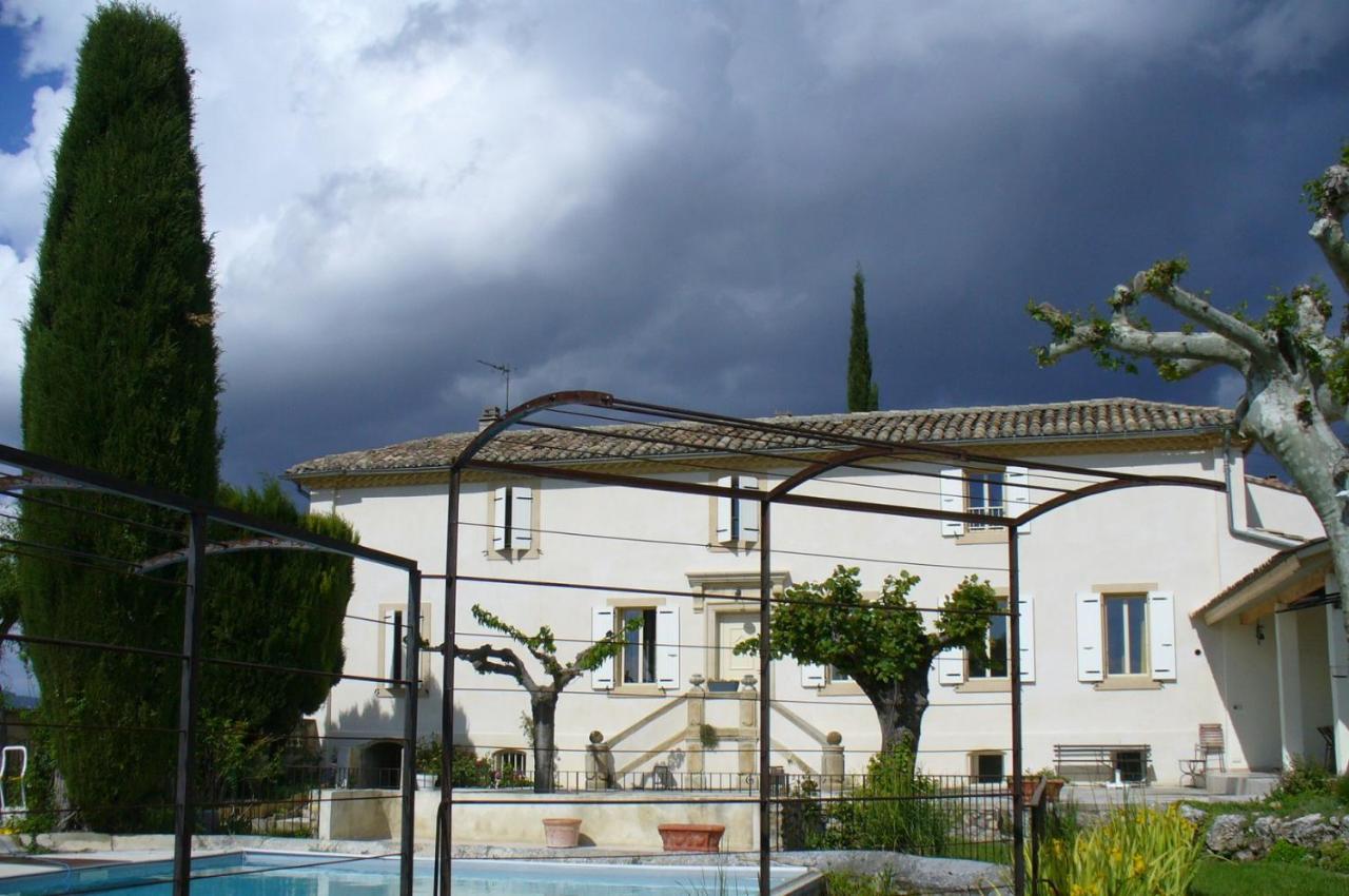 Le Mas Des Sorcieres - Maison D'Hotes Valréas Exteriör bild